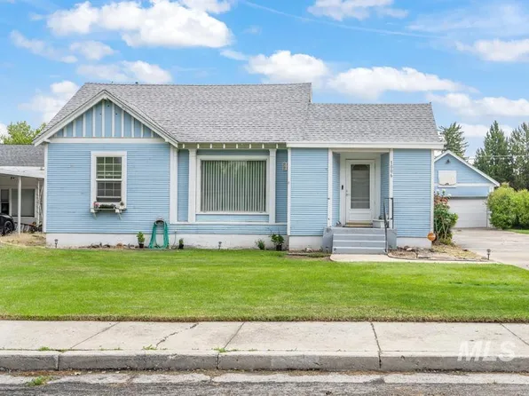1006 E 1st St, Emmett, ID 83617