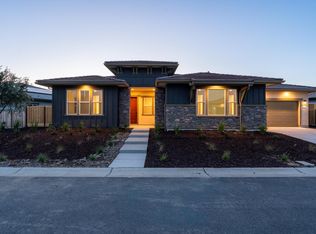 8285 Iron Creek Dr, Friant, CA
