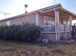 78 Darwin Rd, Whitewright, TX 75491