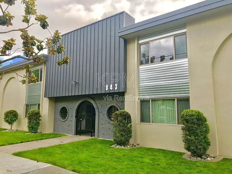 843 N Yosemite St #112 — Photo 1