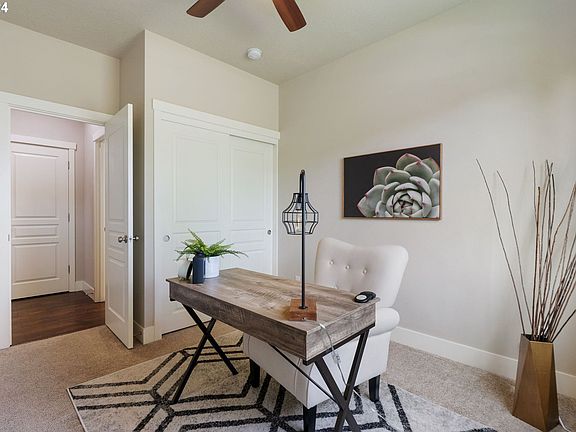 4th image of 5896 NE Pohlman Dr