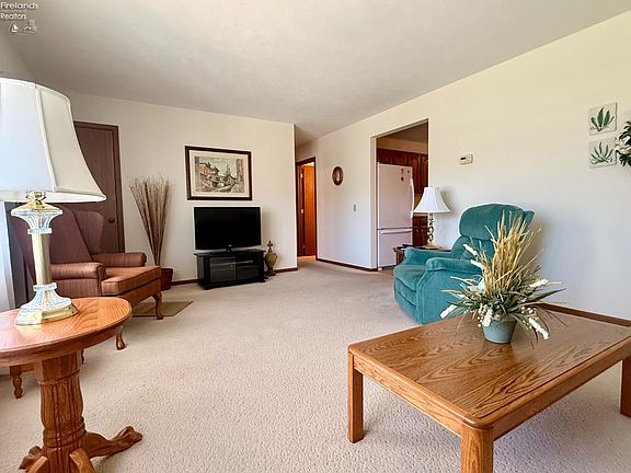 5th image of 213 S Woodland Ave