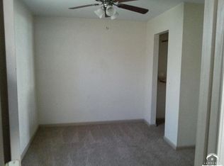 401 Maple St, Valley Falls, KS 66088