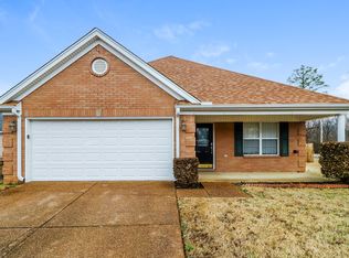7296 Amberly Way Dr, Cordova, TN 38018