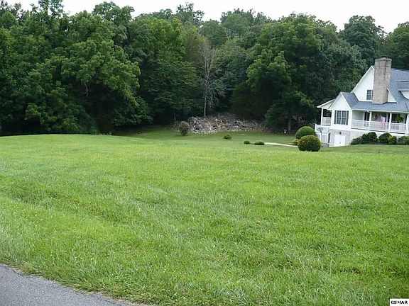 3rd image of 11 Valley Home Rd #11