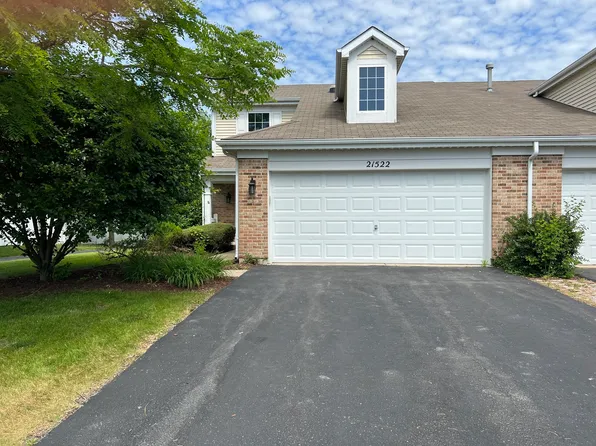 21522 Loch Ln, Crest Hill, IL 60403