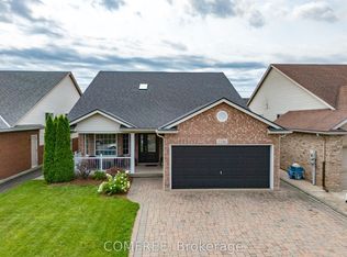 7136 Julie Dr, Niagara Falls, ON L2H3L4