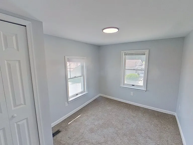 5 E Pennsylvania Ave — Photo 10