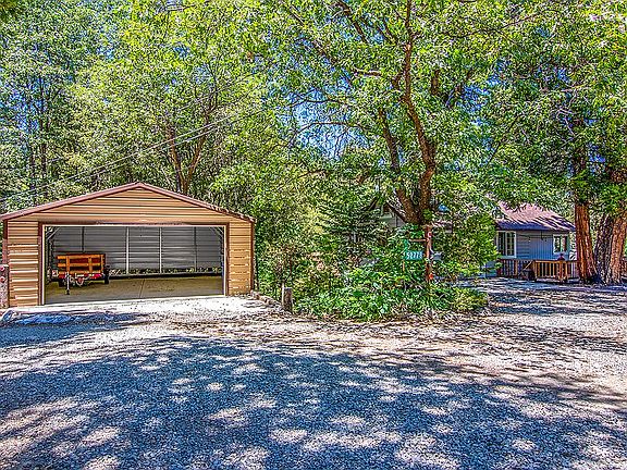 4th image of 52778 Cedar Dr