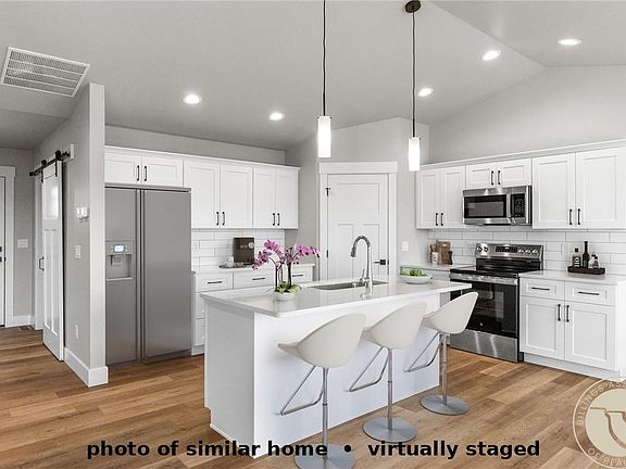 3rd image of 6325 Fresh Water Ln