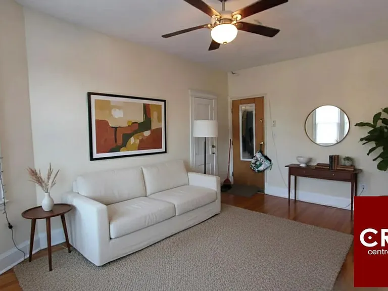1330 Commonwealth Ave #17 — Photo 2