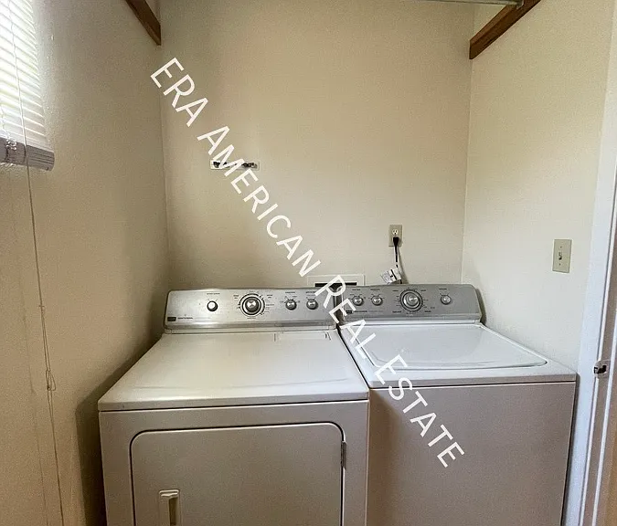 419 Hollywood Blvd NW #B — Photo 8