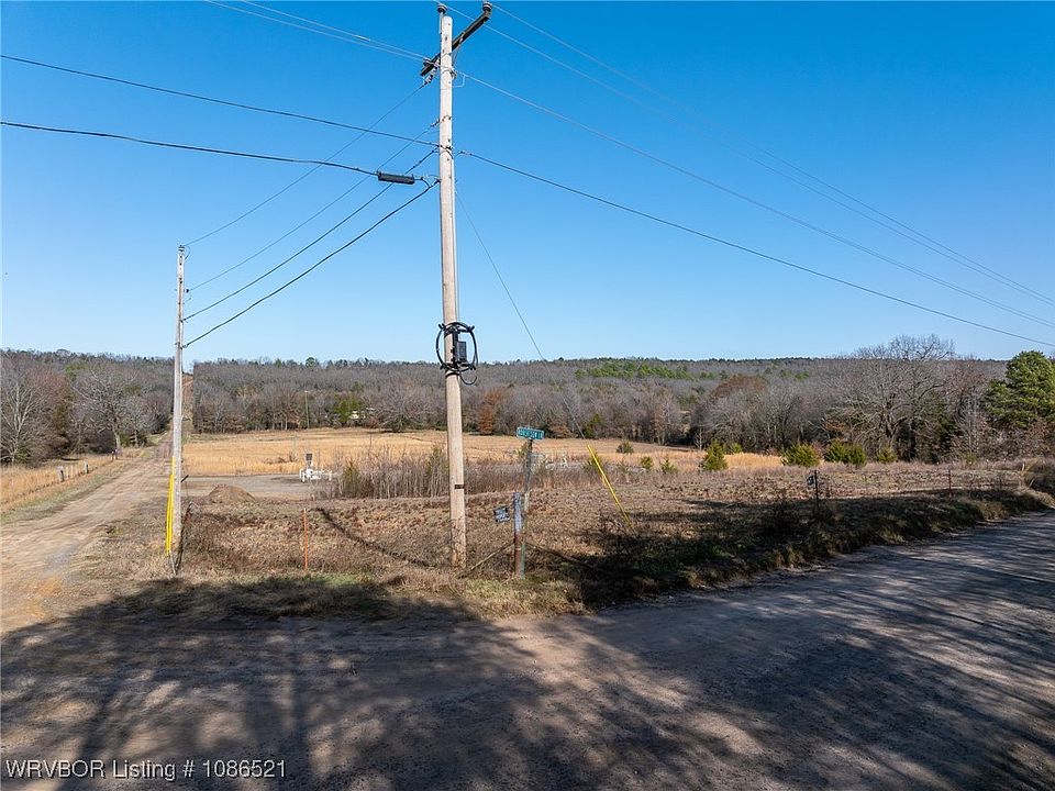 1st image of 80 Robertson Ln