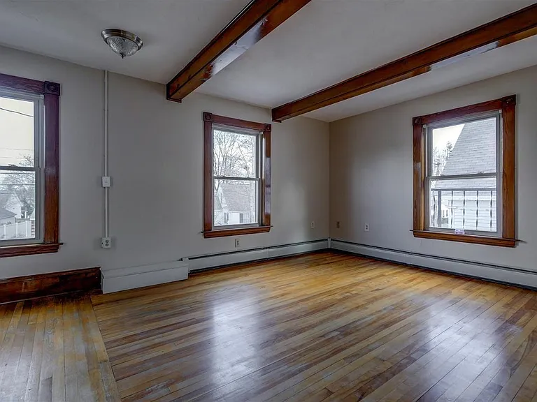 11 Taylor St — Photo 9