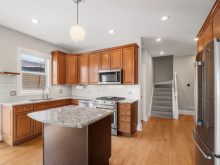 854 W Buckingham Pl #3NE — Photo 3