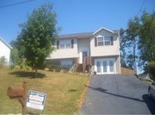 3rd St, Johnson City, TN 37615