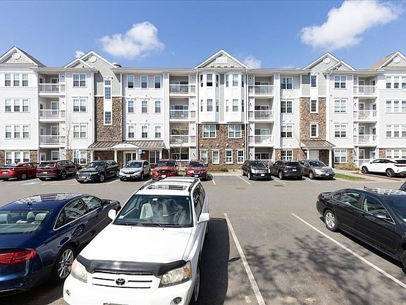 3rd image of 62 Abigail Way #2001