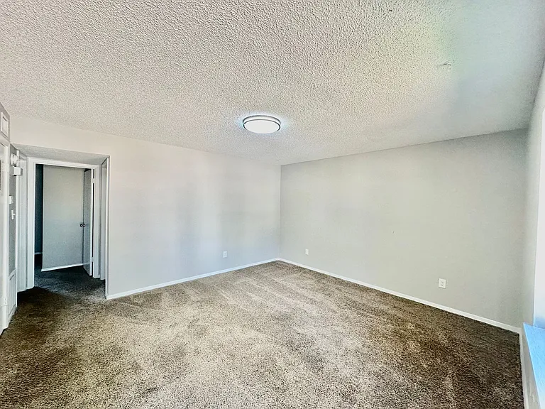 32 Stoneybrook (Sanabel) — Photo 4