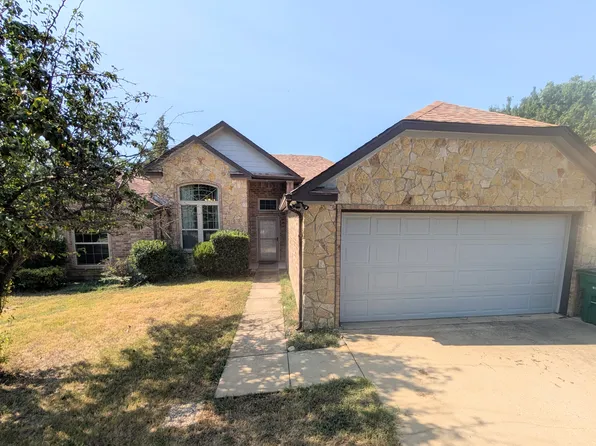 621 Lamp Post Ln, Oak Pt, TX 75068