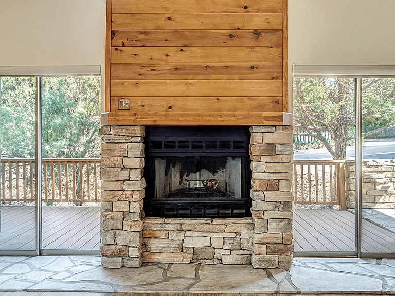 803 W Saint Moritz Dr — Photo 8
