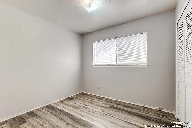 827 Spring Park St — Photo 7