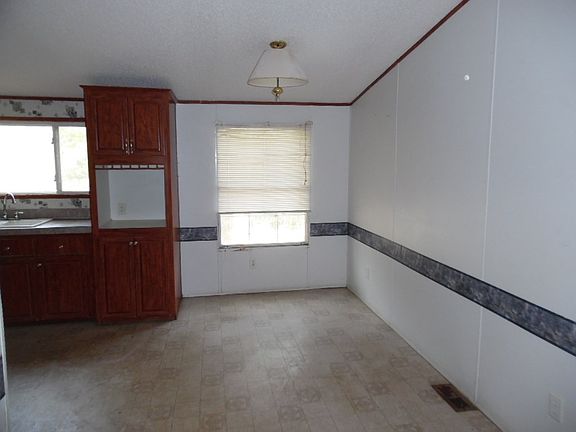 4th image of 2044 Seminole Ct
