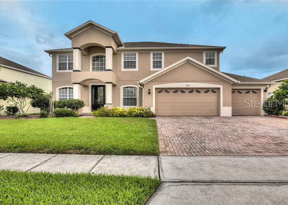 1st image of 760 Magenta Dr