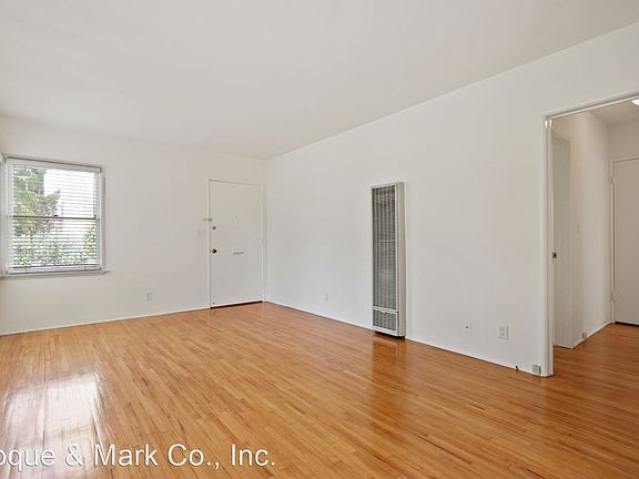 2nd image of 945 14th St #A