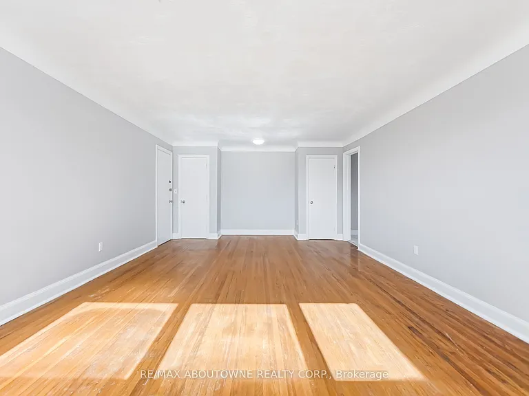 1047 Churchill Ave E #5 — Photo 14