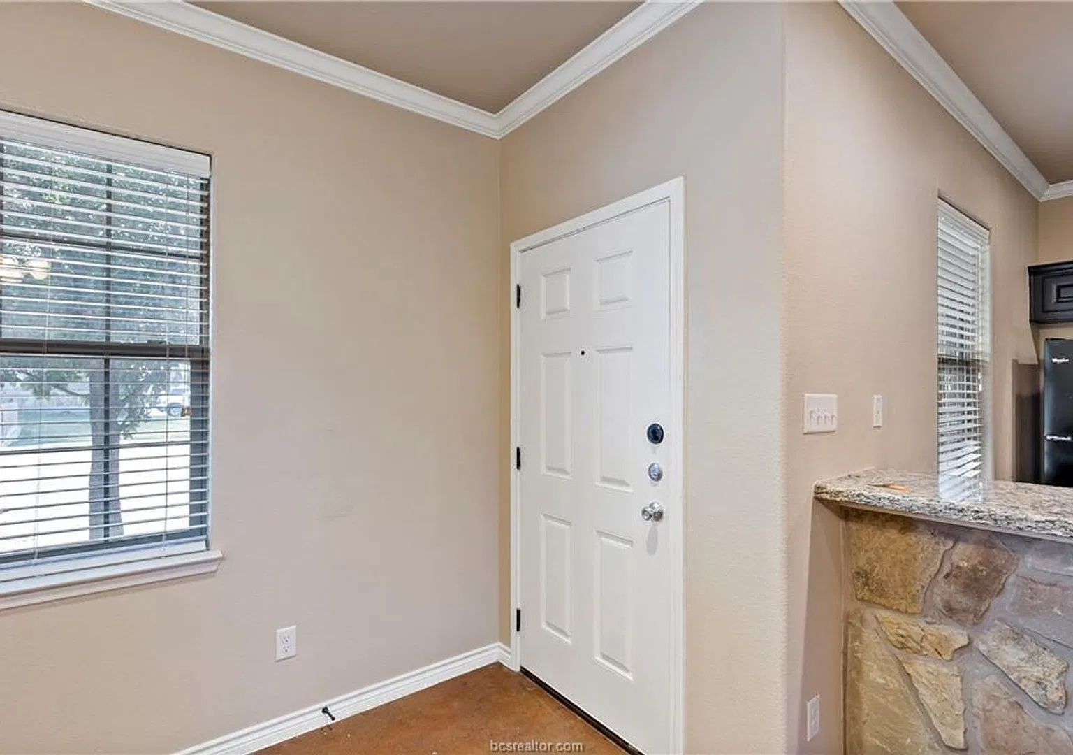 4299 Commando Trail — Photo 3