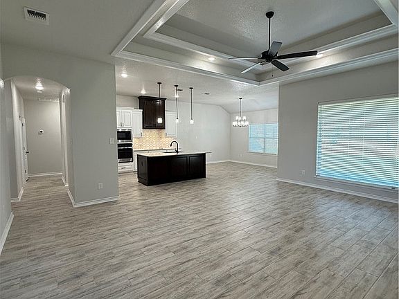 2nd image of 8901 Ridge Crest Dr