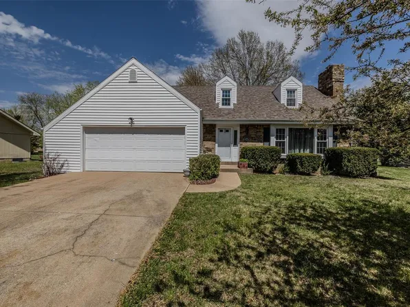 401 Carriage Pl, Lebanon, MO 65536