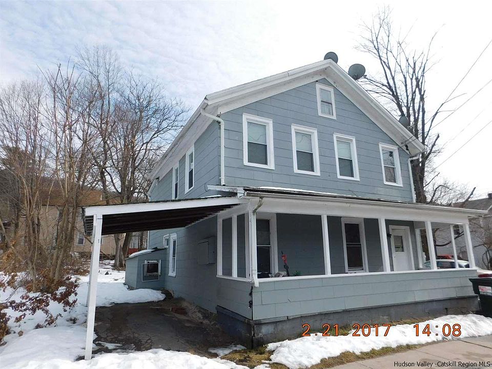 2nd image of 32 Clinton Ave