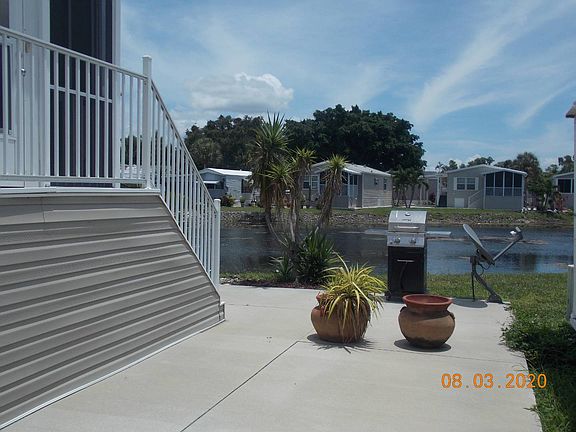 3rd image of 435 Umatilla Trl