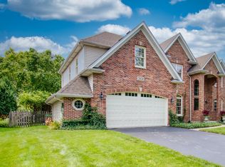 2624 Freeland Cir, Naperville, IL 60564