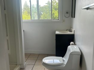 1425 S Harris Rd #3, Ypsilanti, MI 48198