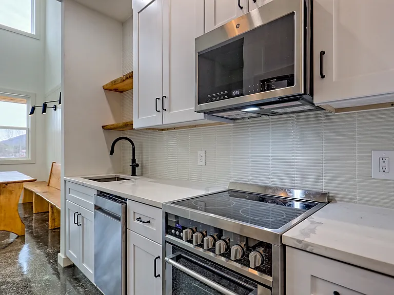 21 Valley St #5 — Photo 7