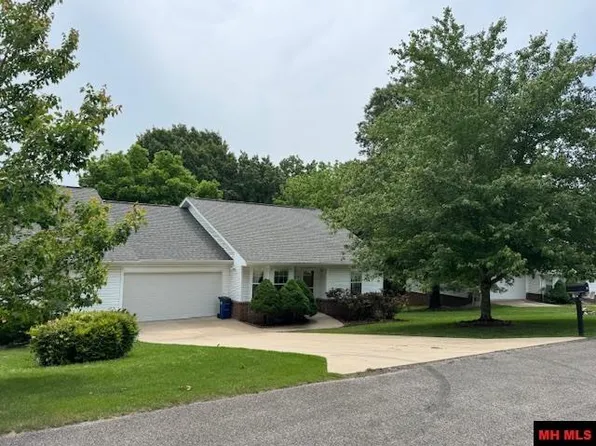 94 Apache Cir, Mountain Home, AR 72653