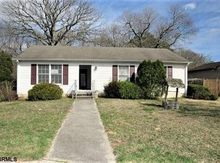 12 Renee Dr, Egg Harbor Township, NJ 08234