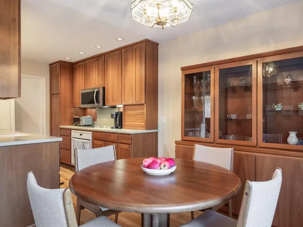 1360 Josselyn Canyon Rd APT 40, Monterey, CA 93940