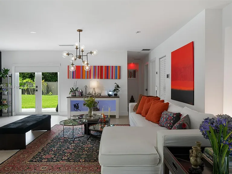 8535 SW 100th Ave — Photo 8
