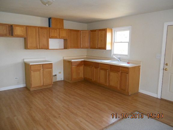 3rd image of 107 E Clarendon Dr