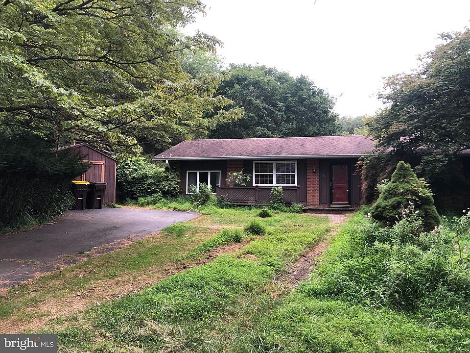 2nd image of 88 Turkey Ln