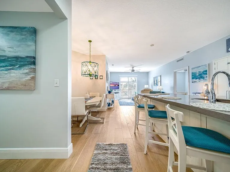 250 NE 3rd Ave #1502 — Photo 7