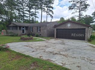 559 Rivers Hill Rd, Pineland, SC 29934