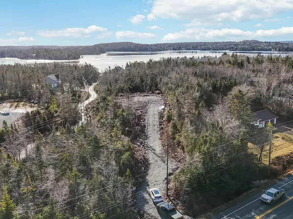 1936 Prospect Rd, Halifax, NS B3T 1R9