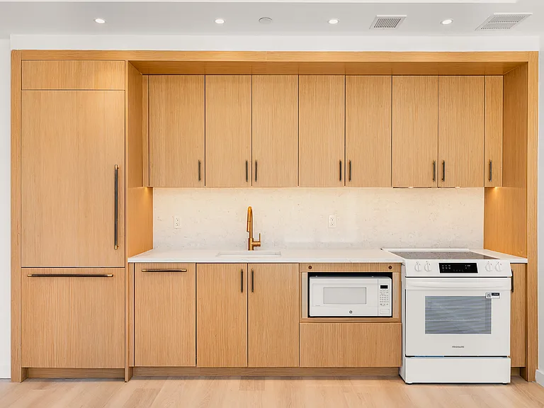540 Atlantic Ave #615 — Photo 5