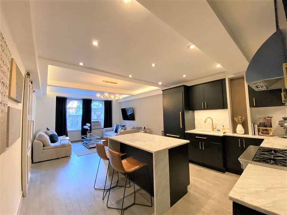 1st image of 470 W 24th St APT 2E