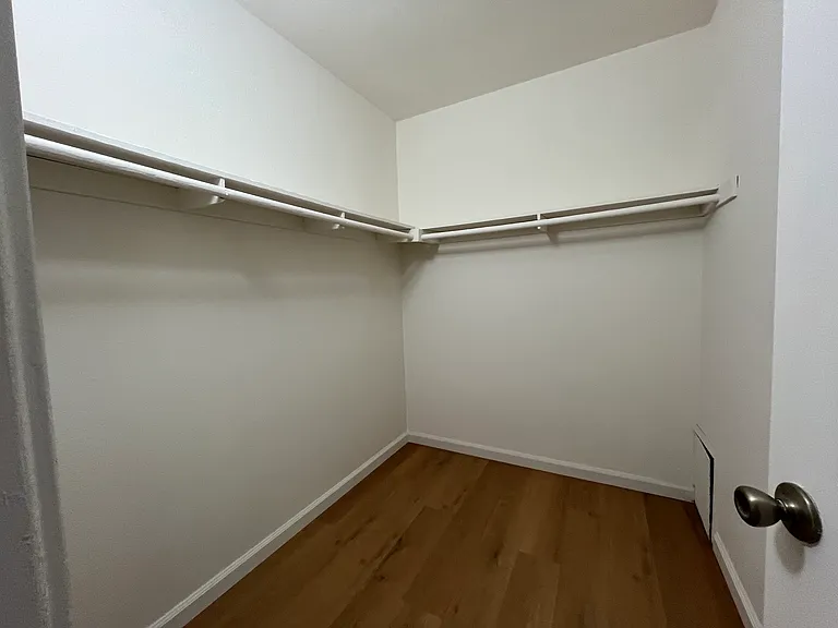 207 S Lillie Ave #3 — Photo 2