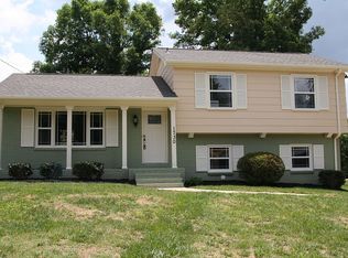 1730 Northbrook Dr, Charlotte, NC 28216